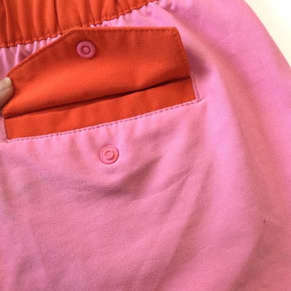 Patagonia Shortie Board Shorts Pink Orange Red Contrast Pockets Women’s Size S - Picture 4 of 10